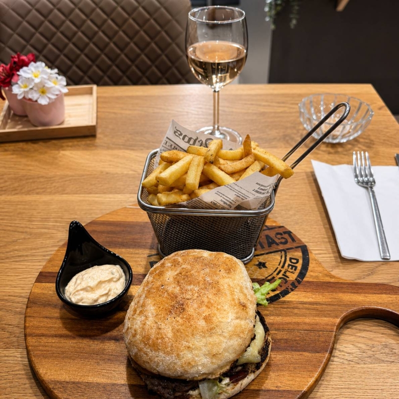 Le restaurant - Le Maka - Restaurant Les Rousses - Restaurant Station des rousses - Restaurant Morbier -
